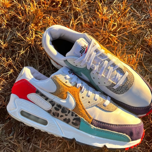 Nike Multicolor Animal Print Sneakers - Picture 3 of 15